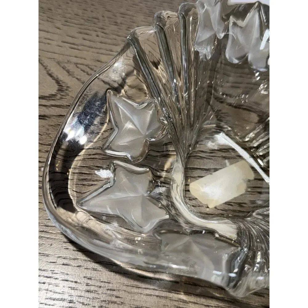 Mikasa Parisian Ivy Leaves Handkerchief Crystal Glass 7x 6